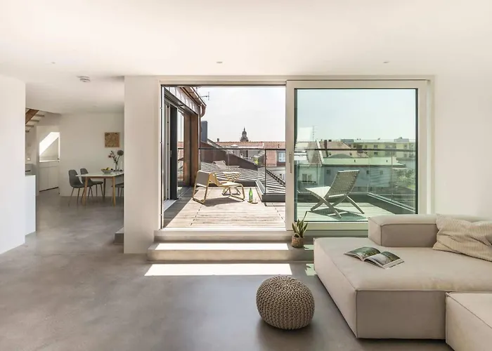 Quiet Meets Elegance In Munichs Center