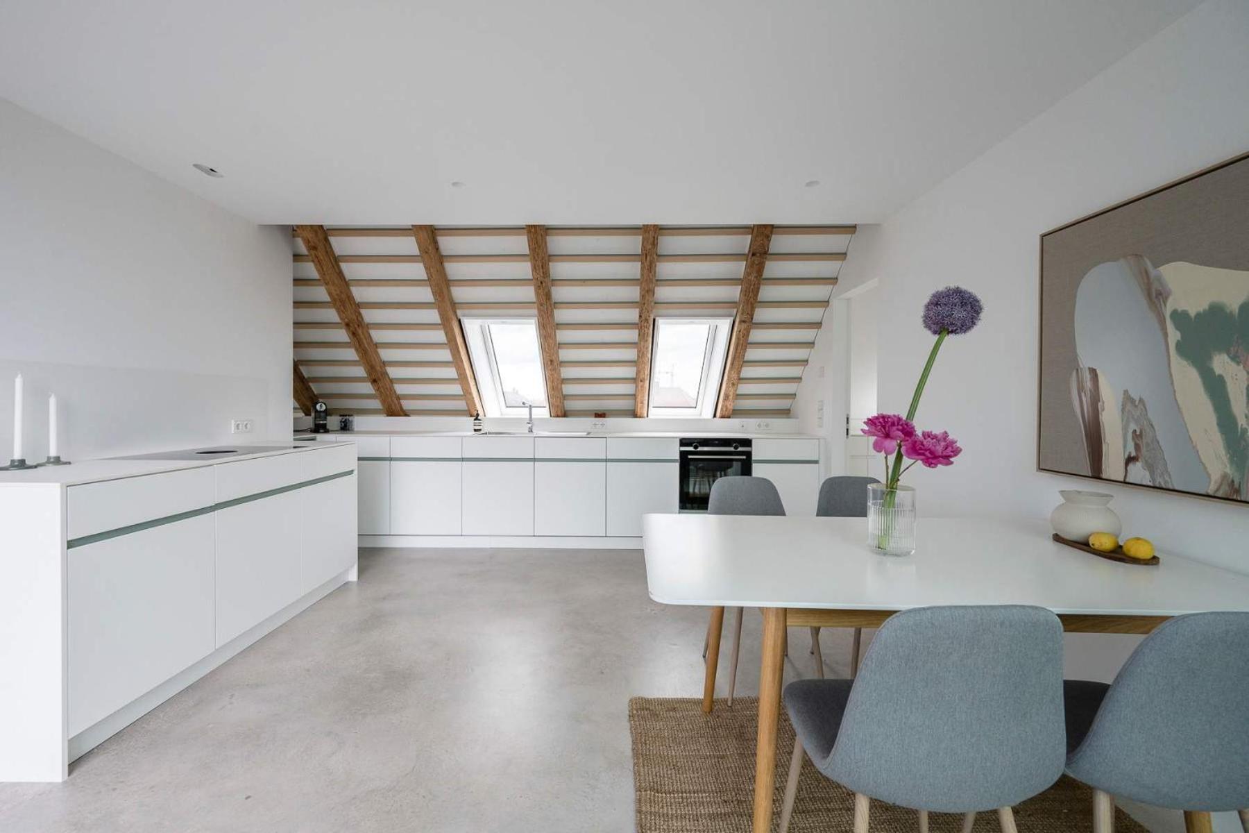 Quiet Meets Elegance In Munichs Center Apartamento