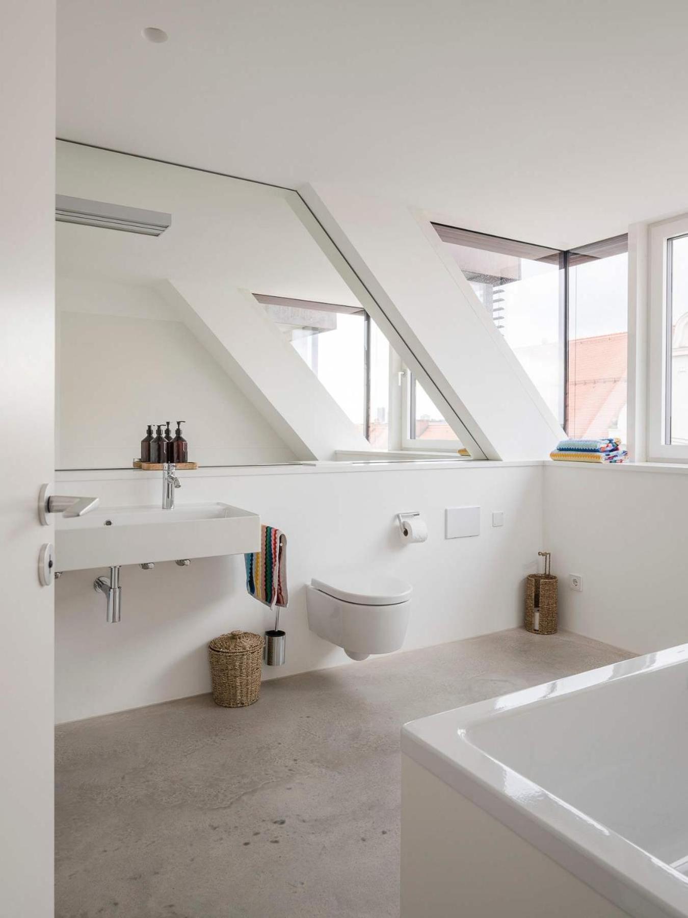 Quiet Meets Elegance In Munichs Center